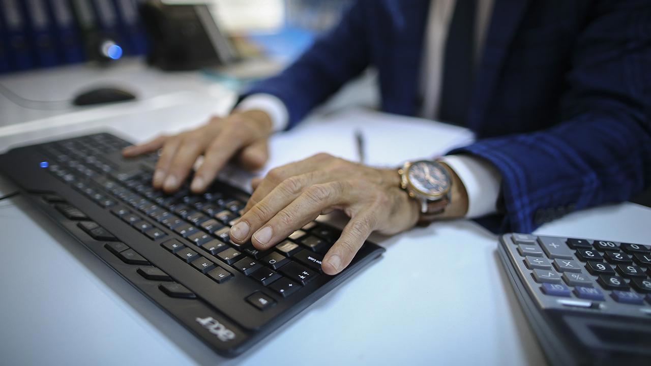 Memur ve Emeklisinin Zammı Yarın Açıklanacak!