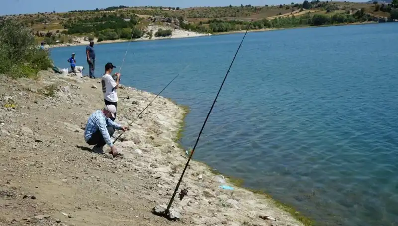 Kafesler Patladı: İnsanlar Baraja Koşarken Neler Yaşandı?