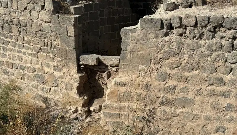 Diyarbakır'da Saint George Kilisesi: Hamam İddialarını Çürüten Tarihi Kitabe