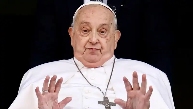 Papa Francis'in Hayatı ile Ölüm Arasındaki İnce Çizgi